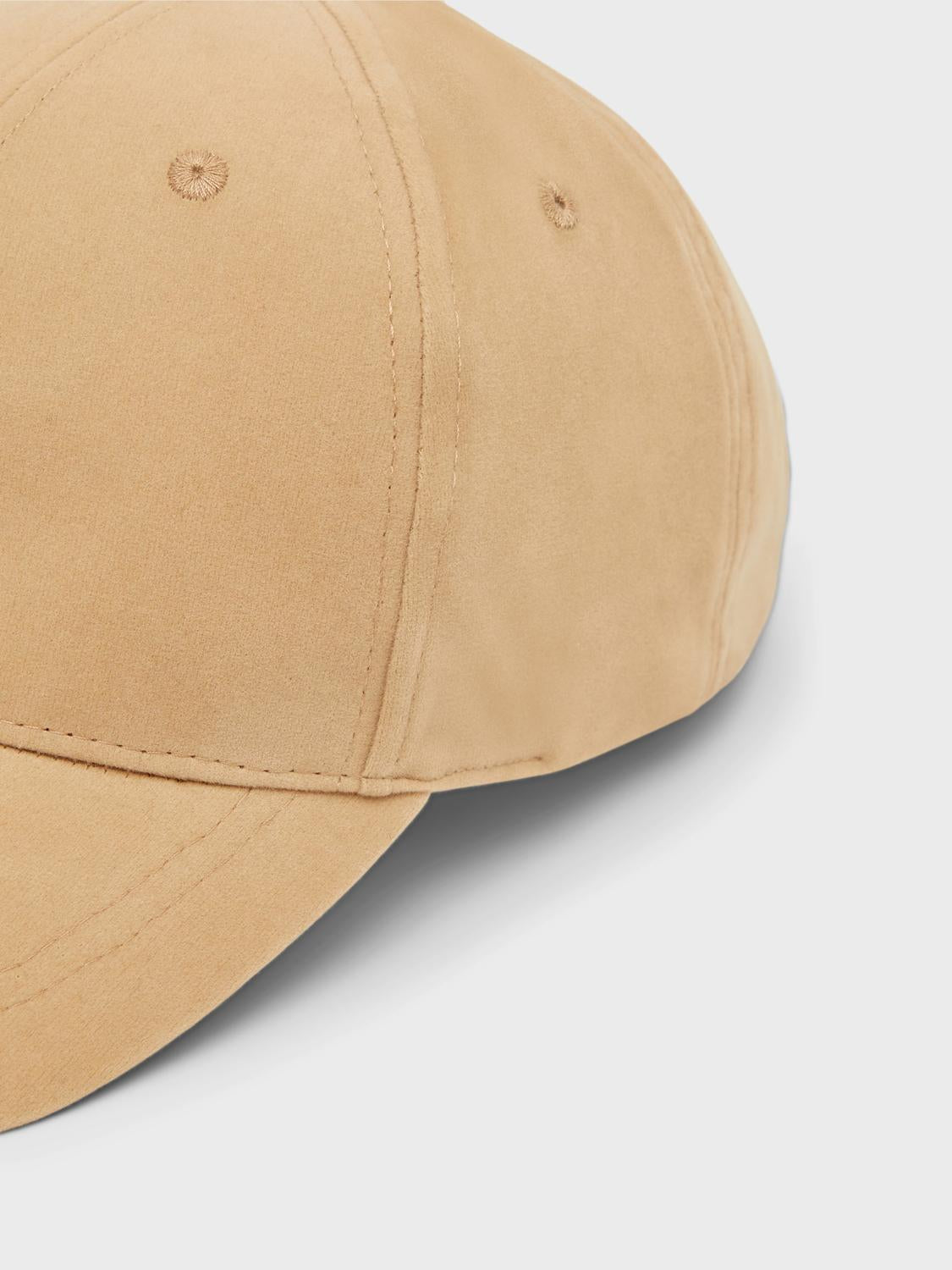 model_shot-front_full